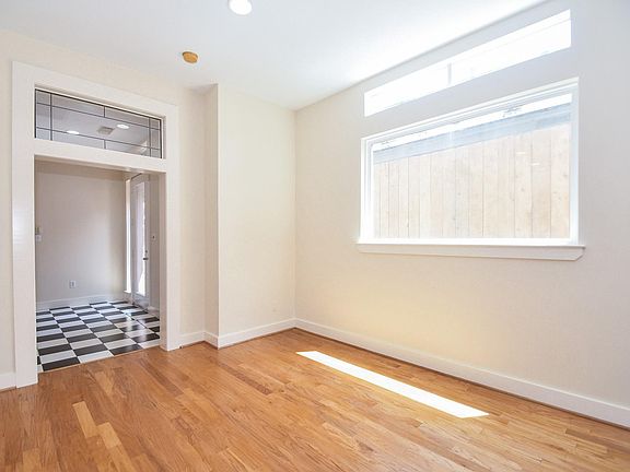 5th image of 1708 Elmen St
