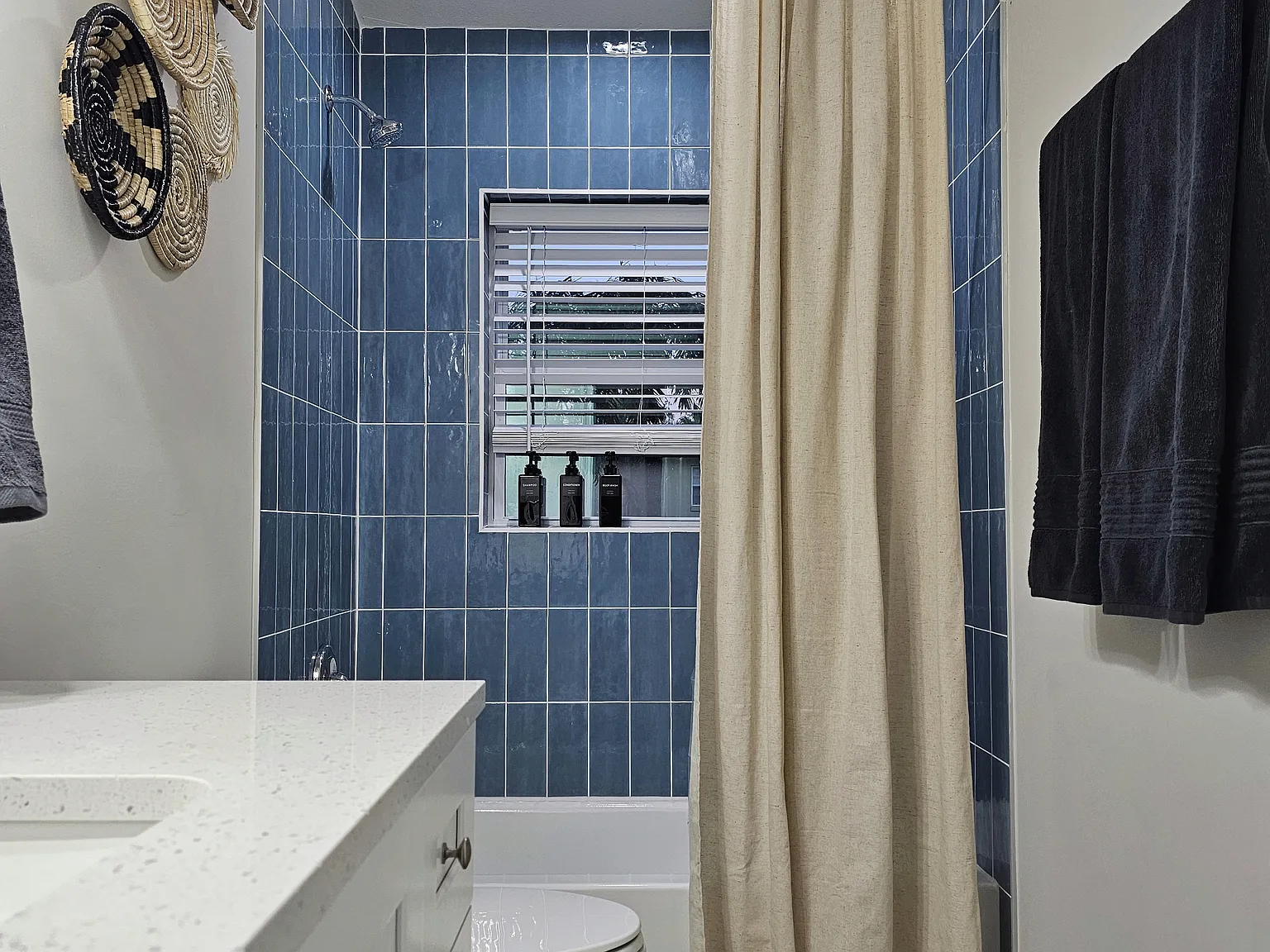 1507 Catherine St — Photo 4