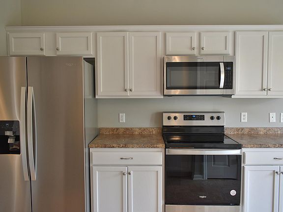 3rd image of 8582 Midwestern Dr #83