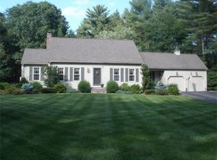 2 Benson Rd, Rochester, MA 02770