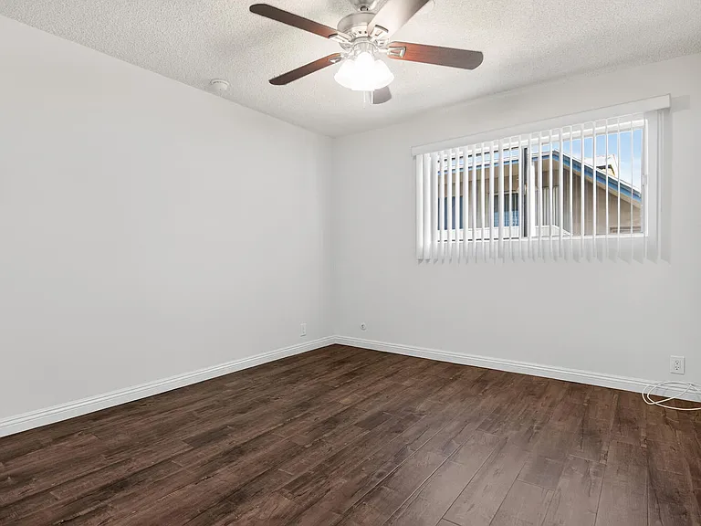 Rose Terrace Apartment Homes — Photo 19