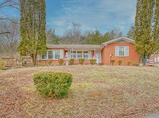 701 Hillside Dr, Gainesboro, TN 38562