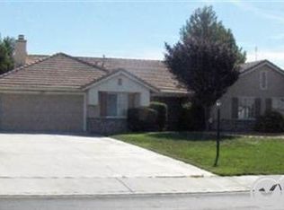 13061 Paraiso Rd, Apple Valley, CA 92308