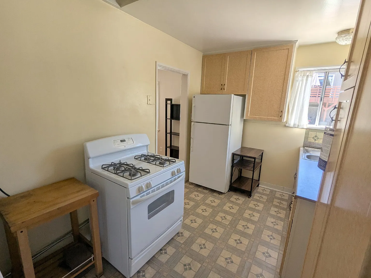 2 bed, $3,195 — Photo 3
