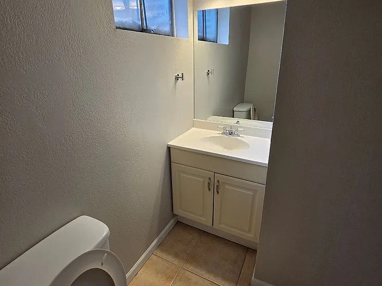 8811 Sprague Cir — Photo 11
