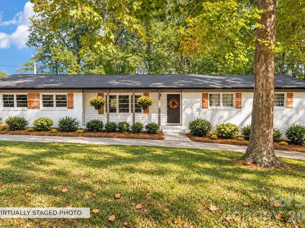1802 Hemlock Dr, Albemarle, NC 28001