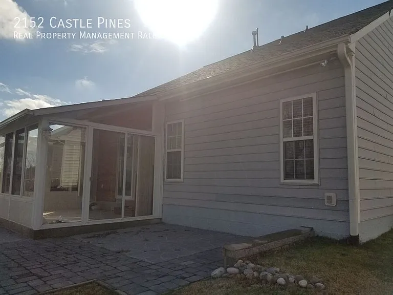 2152 Castle Pines Dr — Photo 14