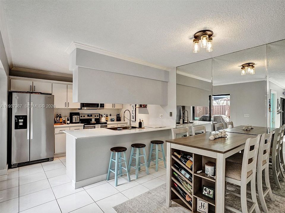 1st image of 11861 SW 9th Mnr #11861