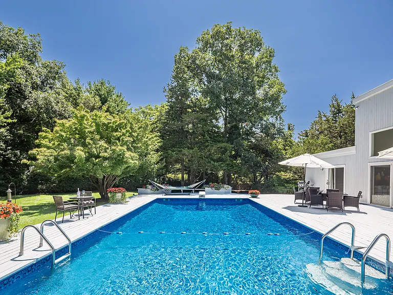 14 Rose Hill Rd — Photo 43
