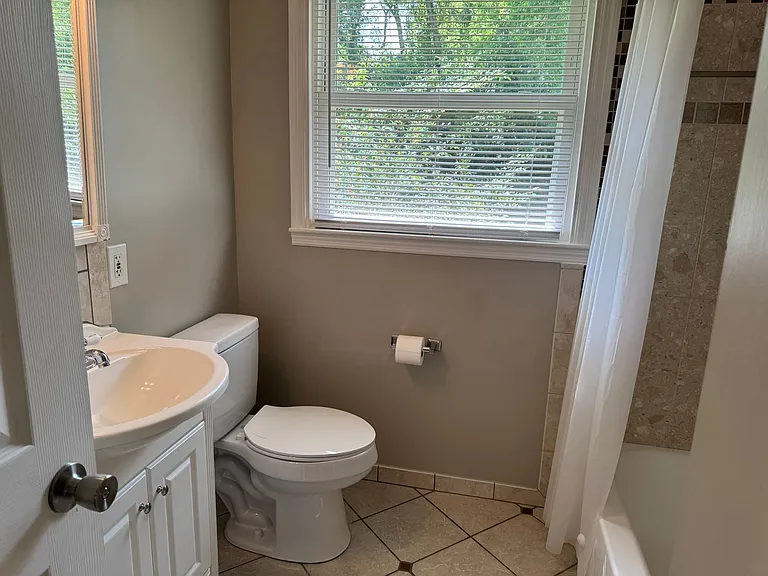 5015 Manuel Dr — Photo 24