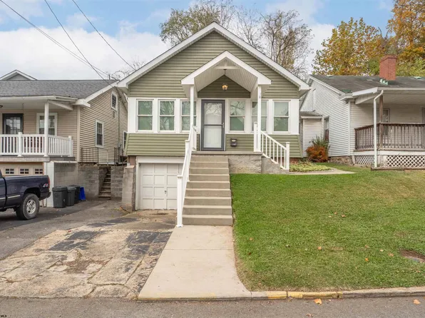 1109 Gaston Ave, Fairmont, WV 26554