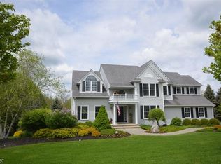 19 Dorset Ln, Lafayette, NJ 07848