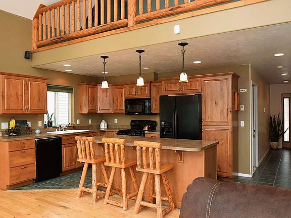 5th image of 46762 Larson Beach Rd