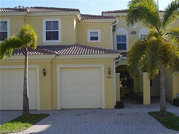 2nd image of 1325 Mariposa Cir #3-101