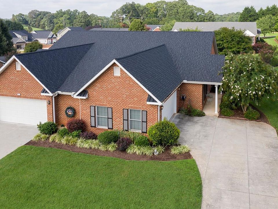 1st image of 1245 Doulton Cir