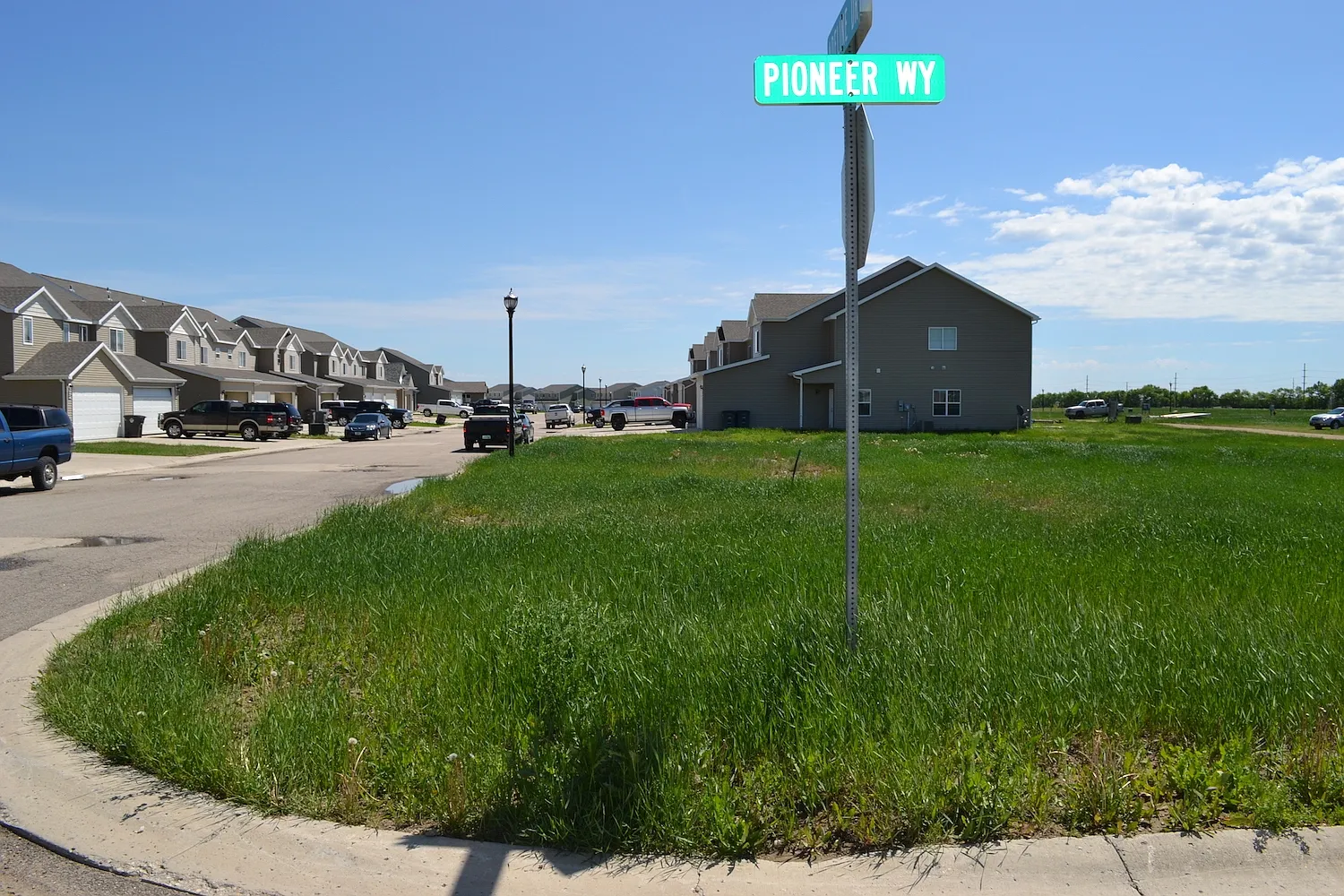 Stanley Town Homes — Photo 1
