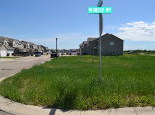 227 Adeline Dr #69F6F6882, Stanley, ND 58784
