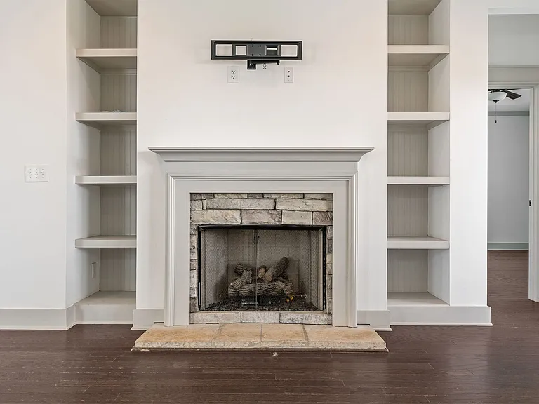 3509 Halcyon Way — Photo 9