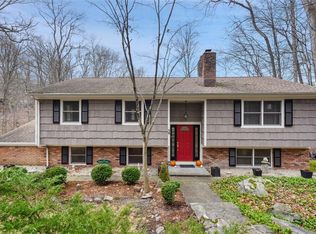 39 Deerfield Rd, Katonah, NY 10536