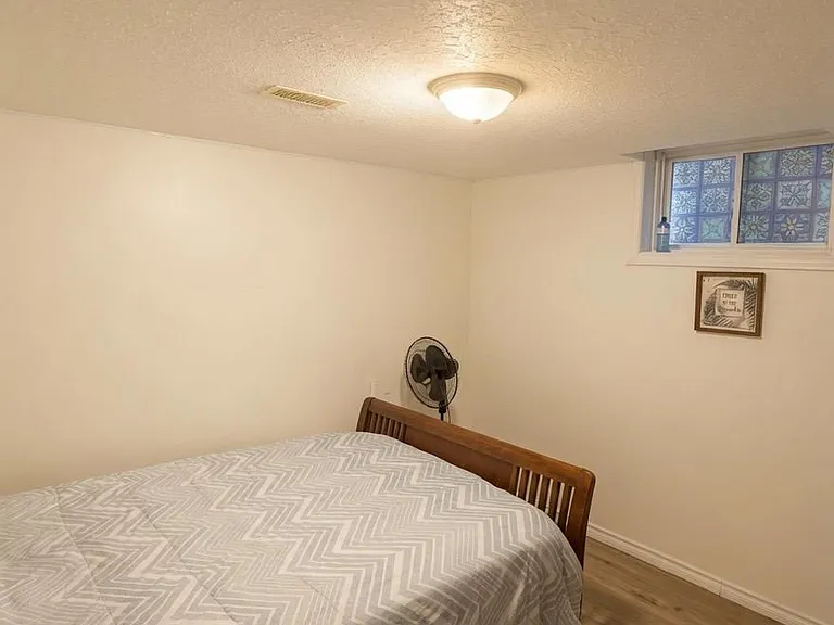 76 Summit Ridge Dr — Photo 9