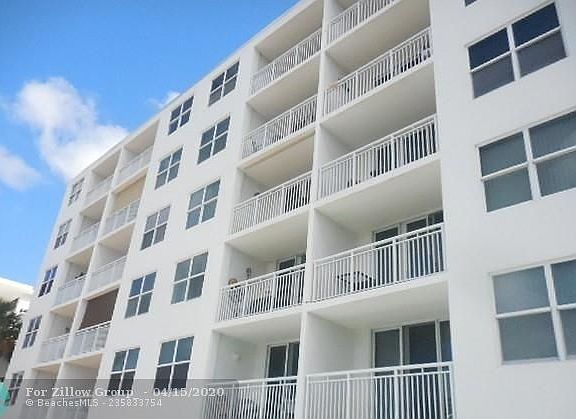 2nd image of 155 Isle Of Venice Dr APT 403