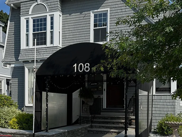 108 June St #3 — Photo 3