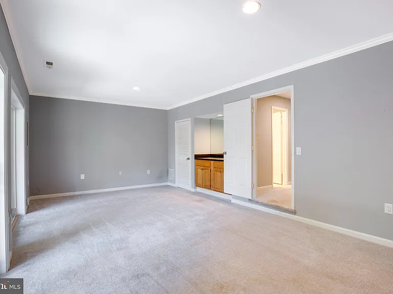2914 Oakton Crest Pl — Photo 59