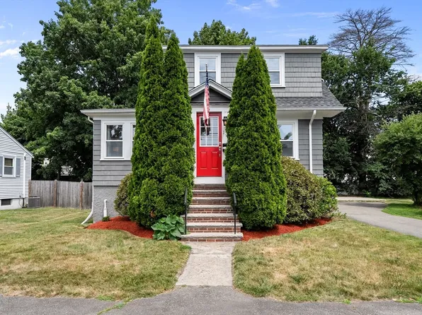 17 Andrews St, Norwood, MA 02062