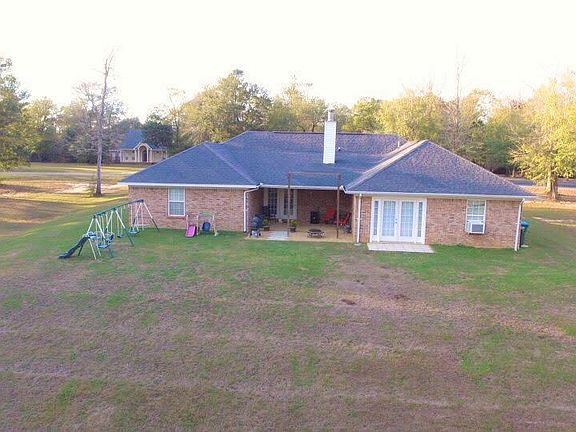 3rd image of 17312 River Place Dr