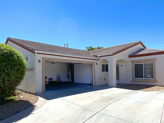 2nd image of 4851 Marco Polo St