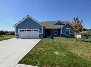203 White Tail, Buckner, MO 64016