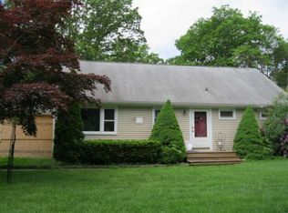 77 Derby Pl, Stratford, CT 06614