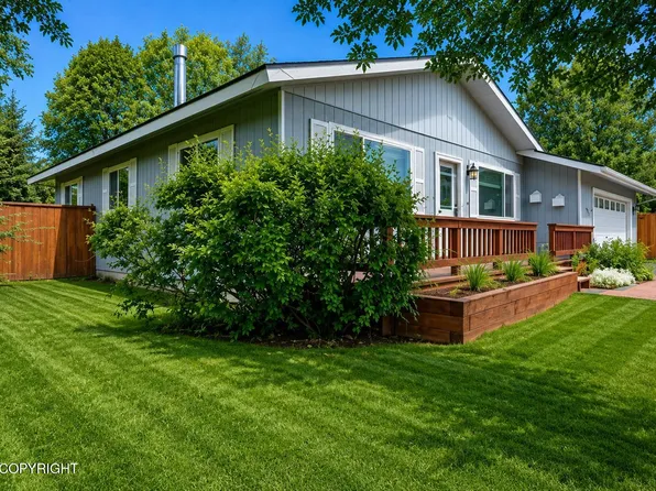 19529 Pribilof Loop, Eagle River, AK 99577