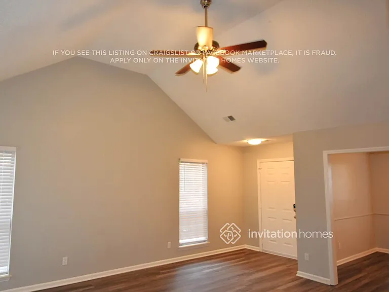11604 Calgary Dr — Photo 3