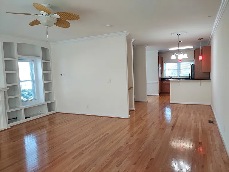 442 21st St #A — Photo 21