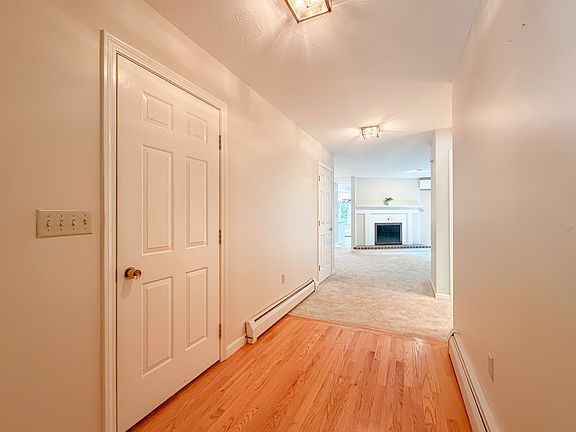 3rd image of 15 Blueberry Cove Rd