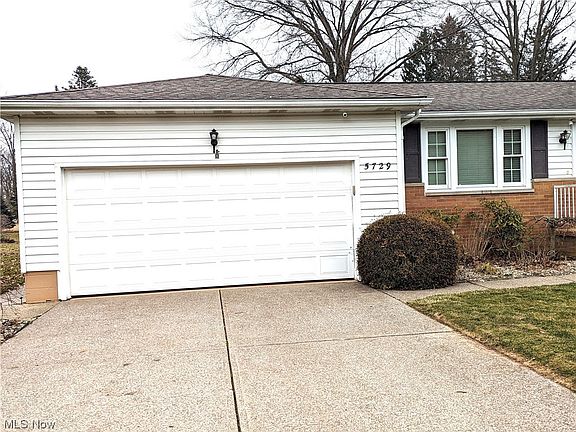 2nd image of 5729 Hoover Blvd