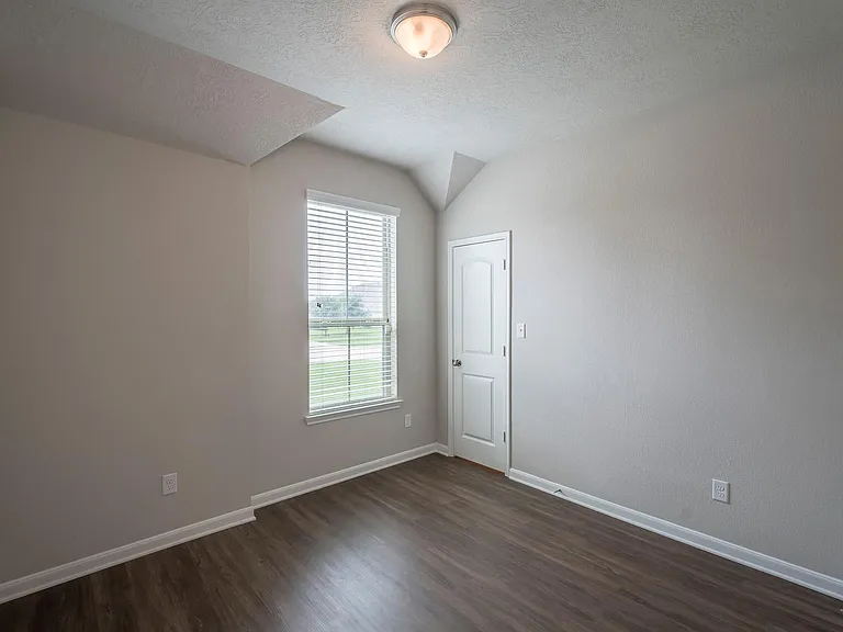 7418 Masters Dr — Photo 18
