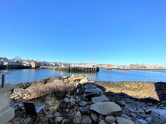 3rd image of 11 Atlantic Ave