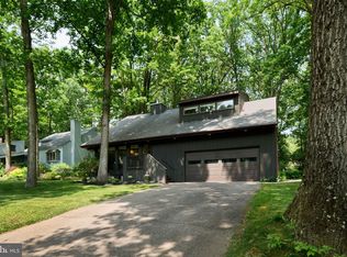 666 Berkshire Dr, State College, PA 16803