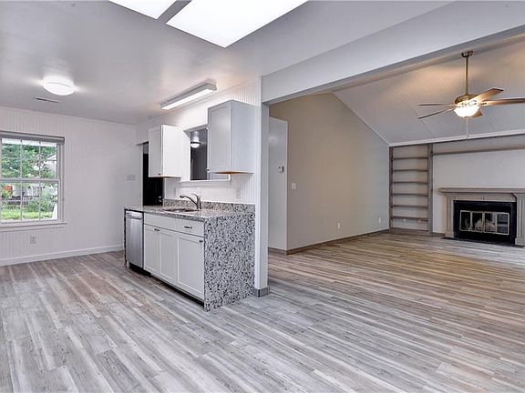 4th image of 5350 Gardner Ct