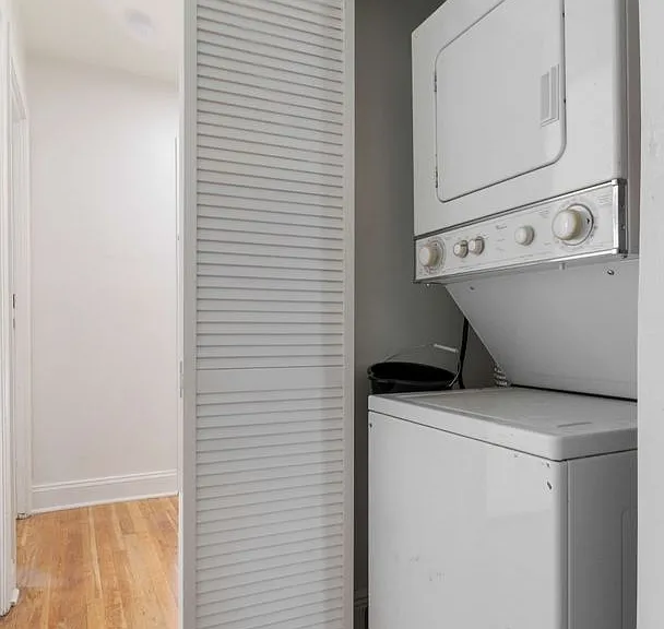 2740 Santa Barbara Dr NW — Photo 1