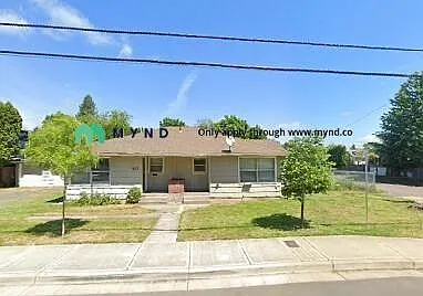 509 NW Garibaldi St photo 1