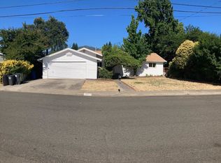 43 Betty St, Ukiah, CA 95482