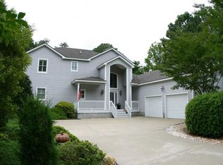 1056 Creek Rd, Kitty Hawk, NC 27949