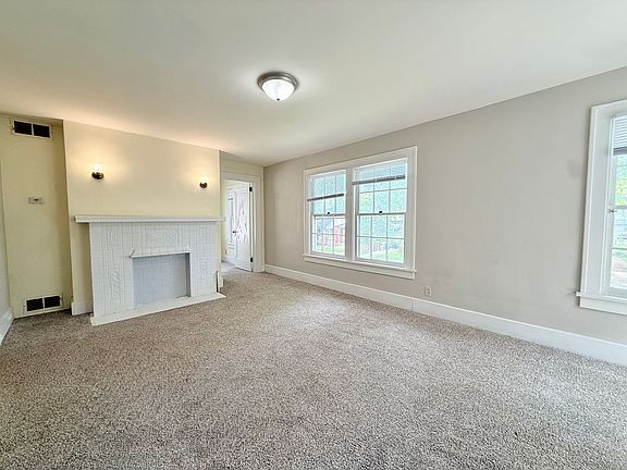 2nd image of 436 W Cook St #43FAACA73