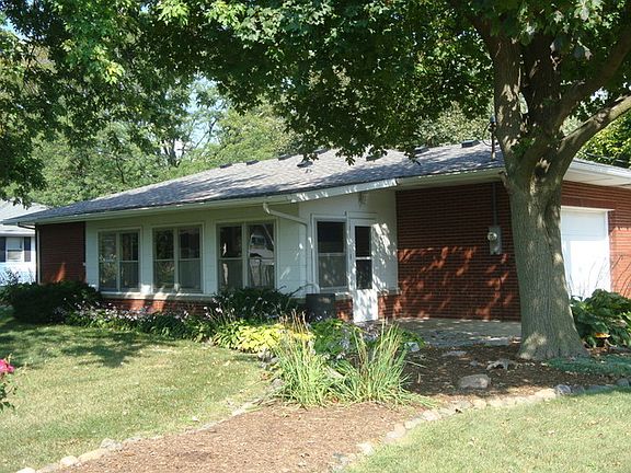 2nd image of 502 N Third St
