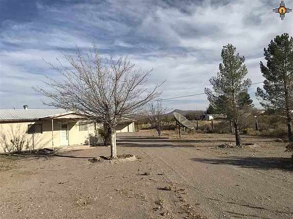 3rd image of 13729 Highway 187