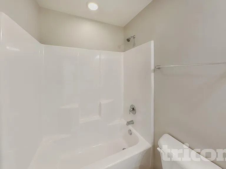 104 Yadkin St — Photo 14
