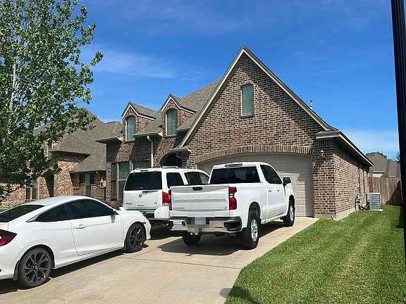 5th image of 8150 Quail Hollow Dr
